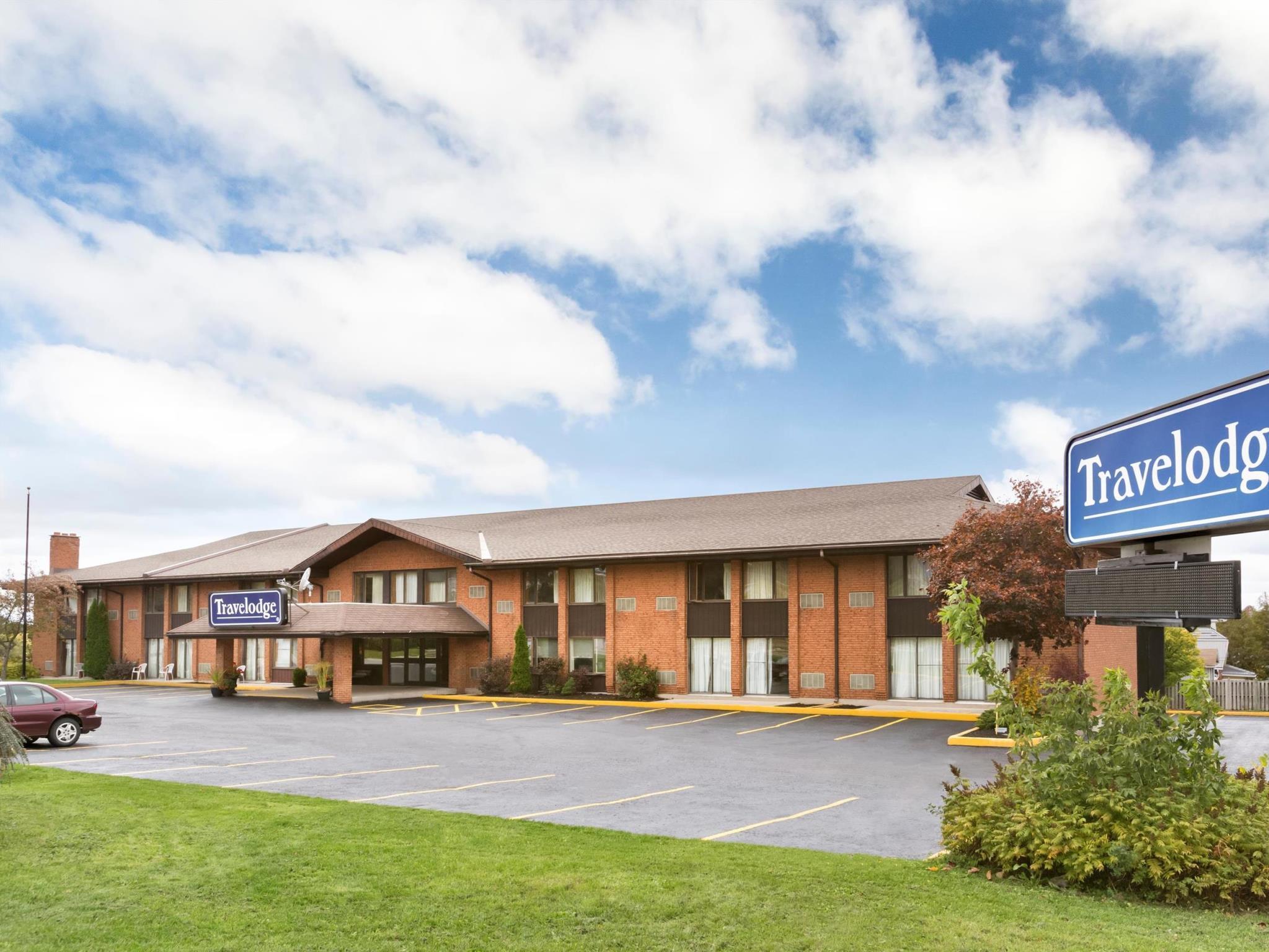 Travelodge By Wyndham Owen Sound On Eksteriør billede