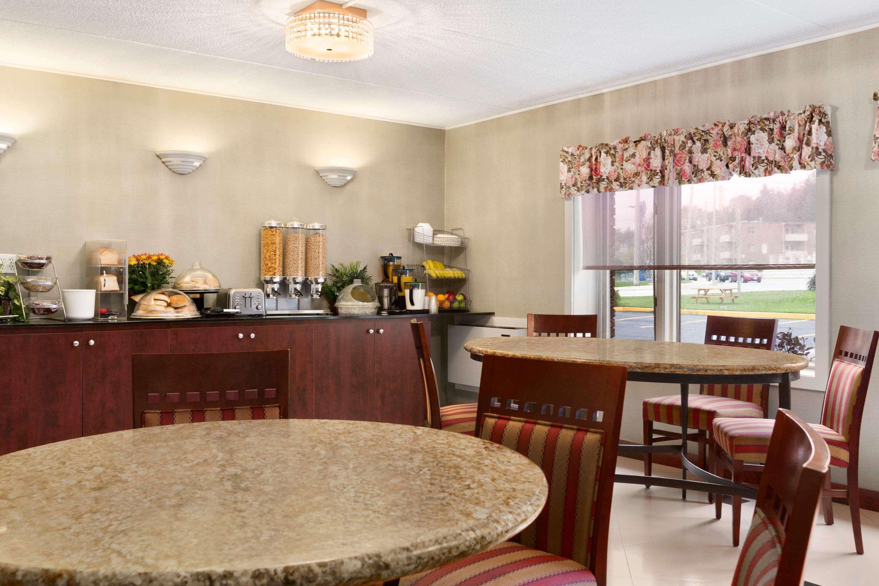 Travelodge By Wyndham Owen Sound On Eksteriør billede
